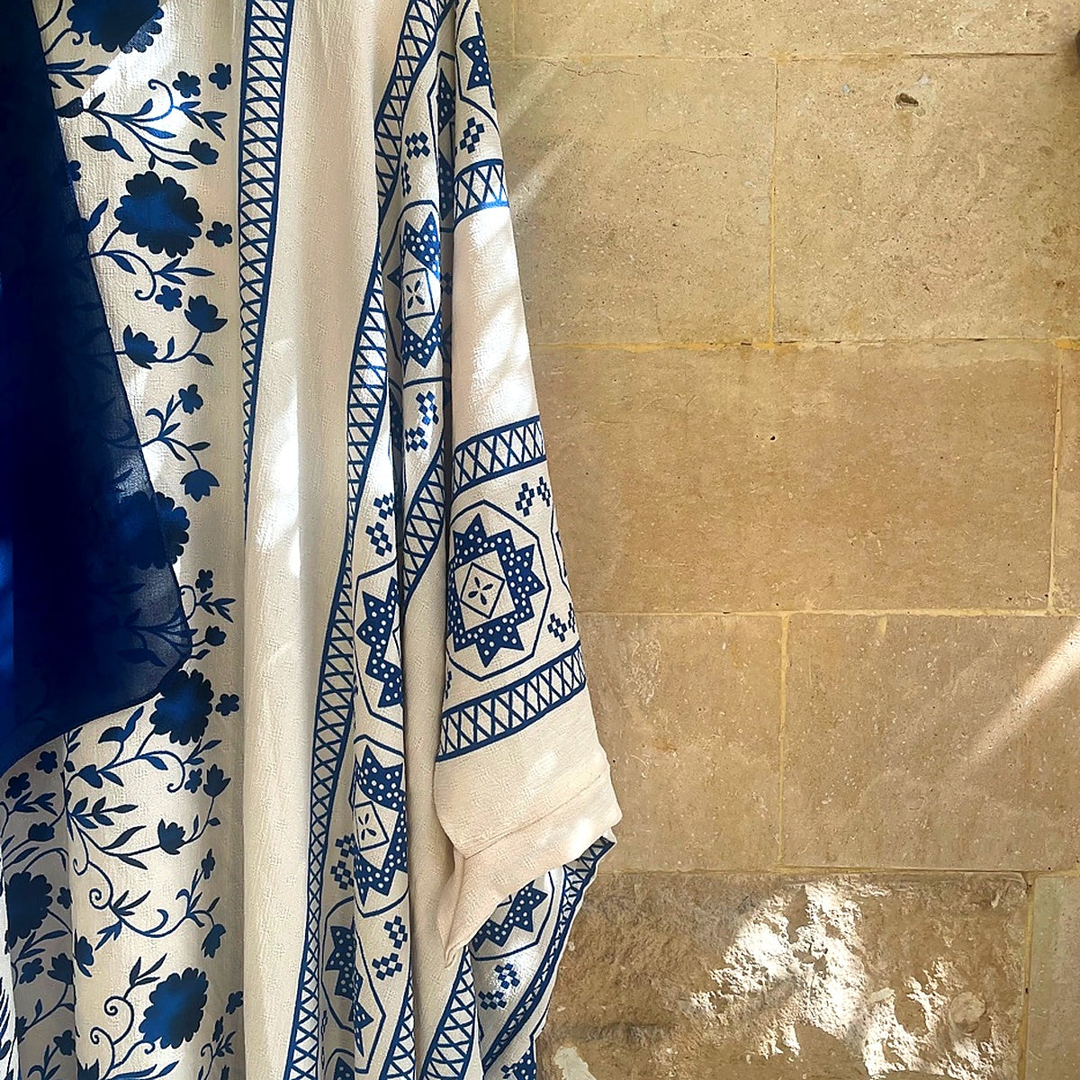 Blue & White Floral Prayer Shawl | Luxury Khushoo Esdalat