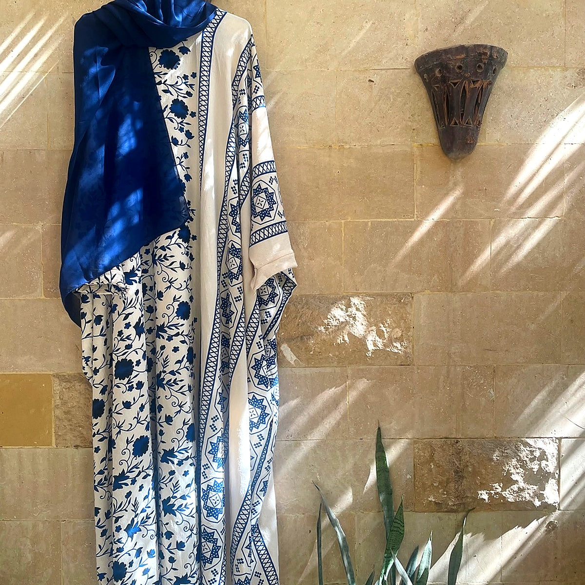 Blue & White Floral Prayer Shawl | Luxury Khushoo Esdalat